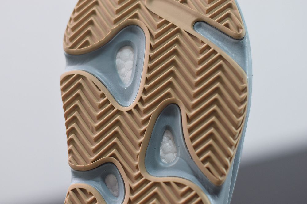 adidas Yeezy Boost 700 Carbon Blue FW2498