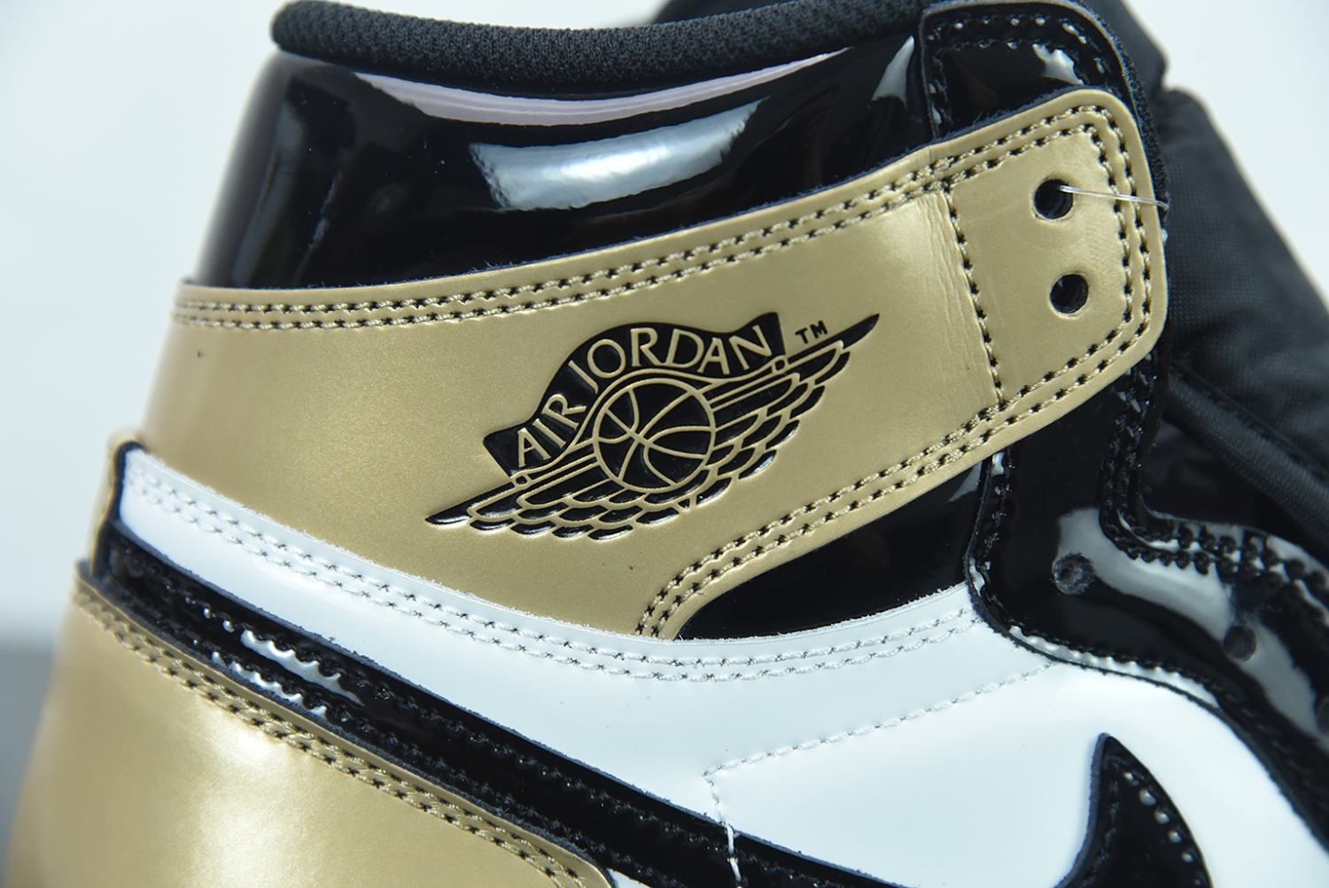 Jordan 1 Retro High NRG Patent Gold Toe 861428-007