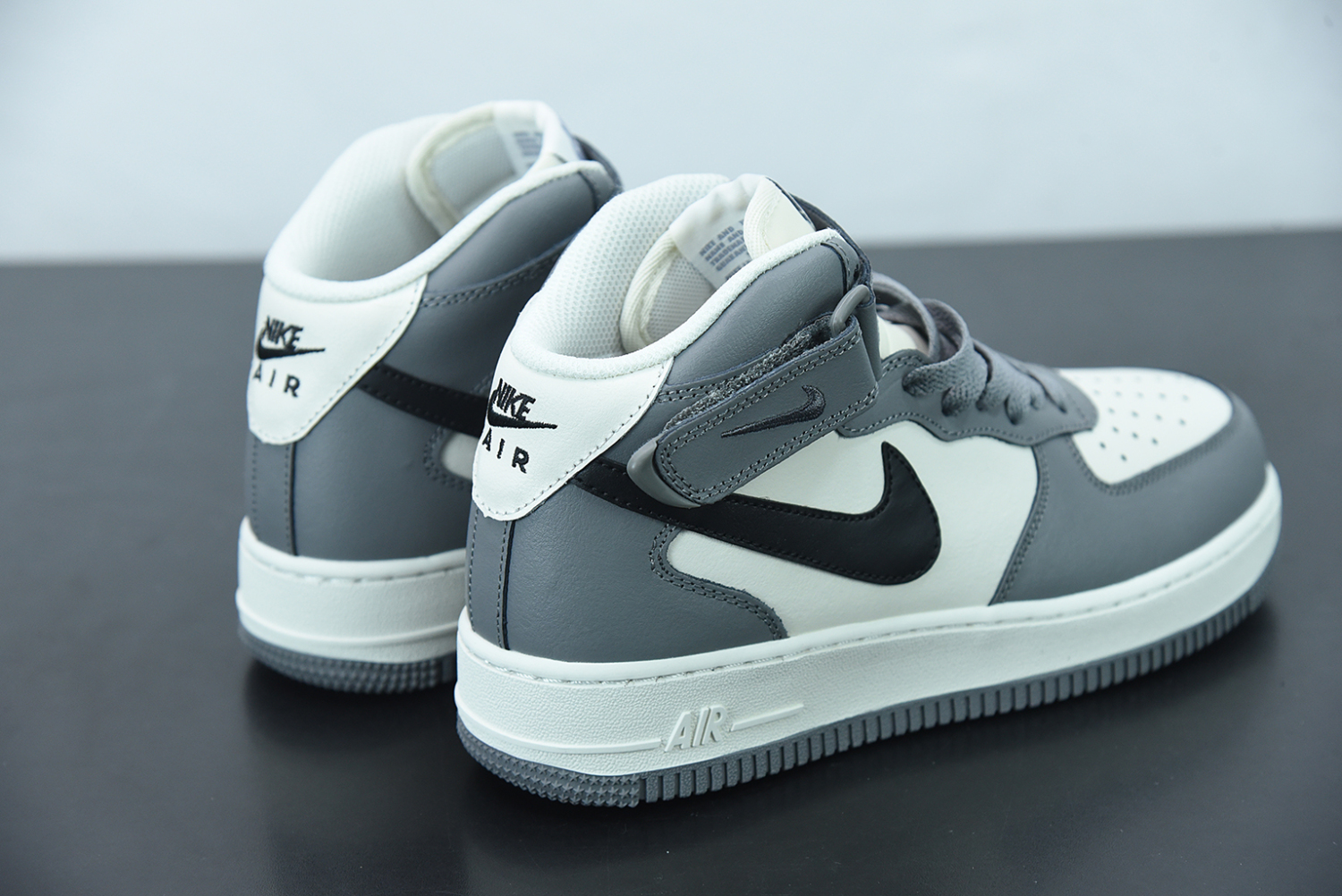 Nike Air Force 1 High