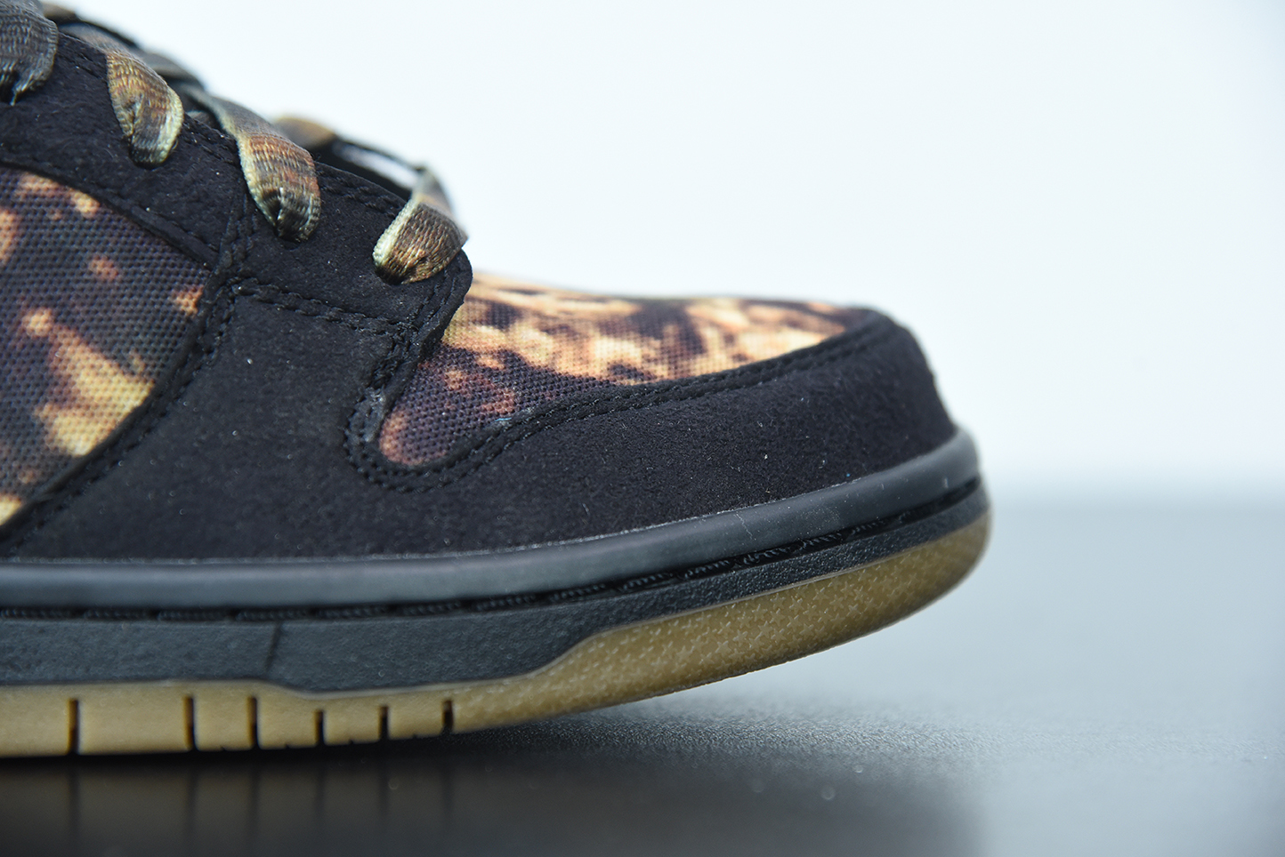 Nike Dunk SB Low Pushead 2 536356-002