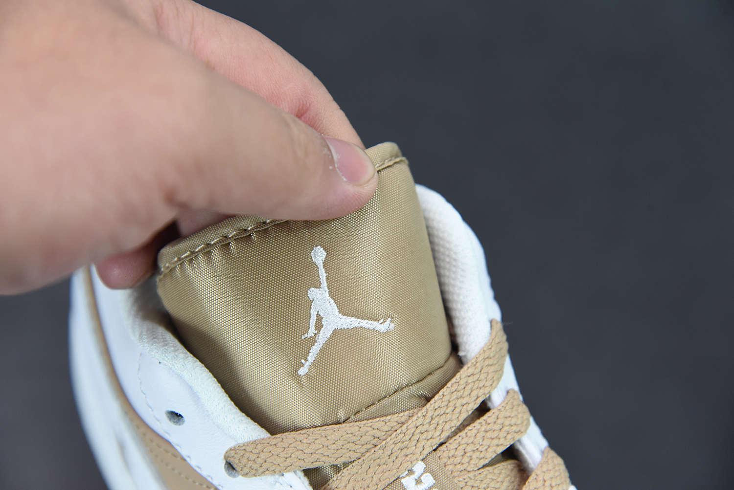 Jordan 1 LowHemp White DN6999-100