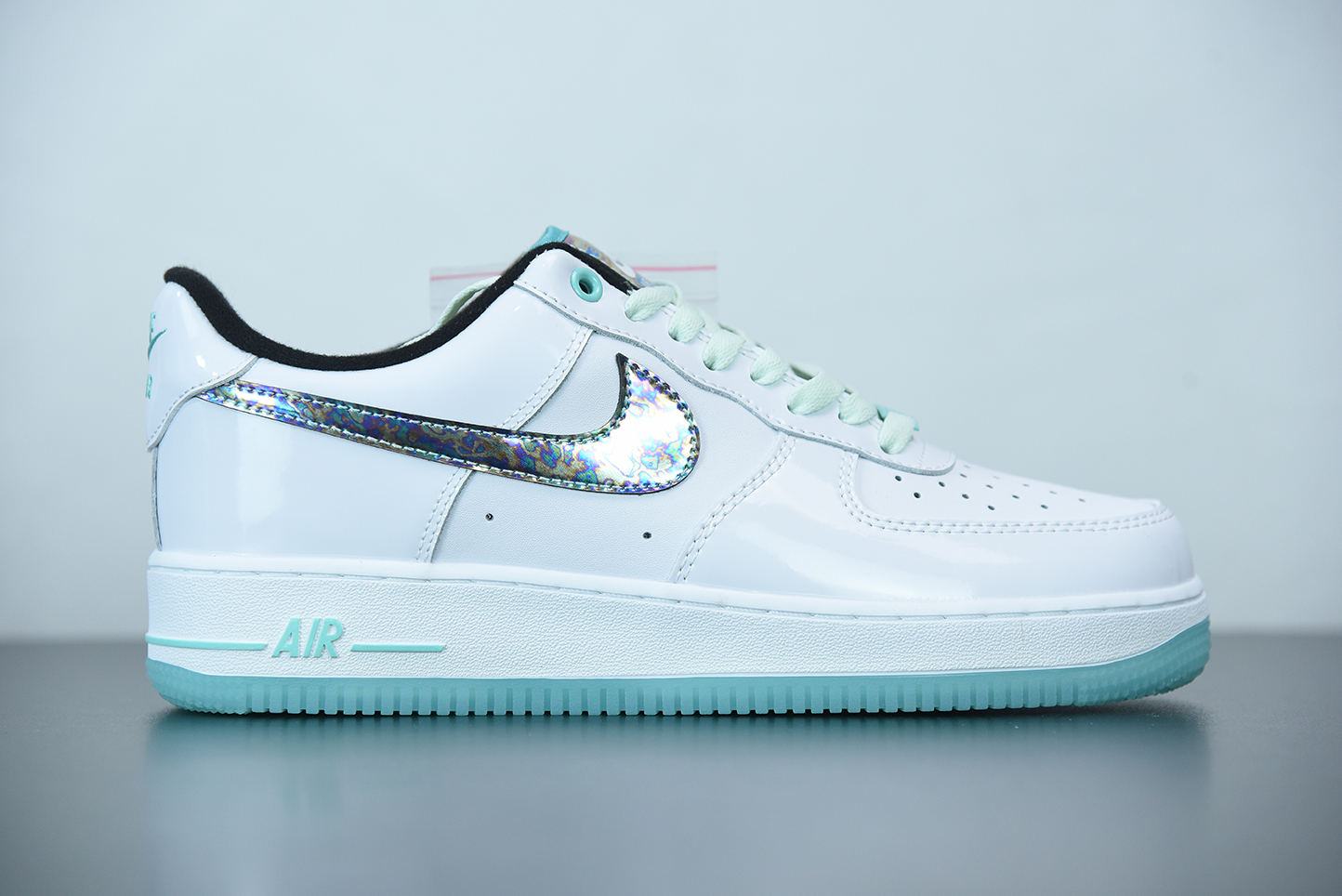 Nike Air Force 1 Low 