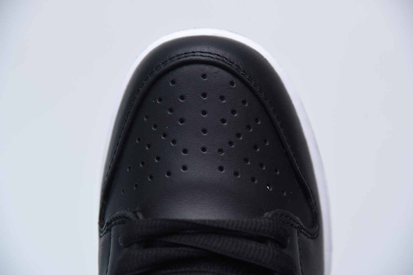 Nike SB Dunk Low Black White Running Shoes CV1727-001
