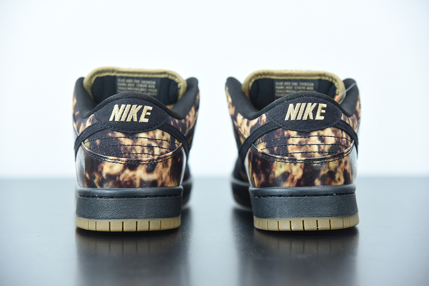 Nike Dunk SB Low Pushead 2 536356-002