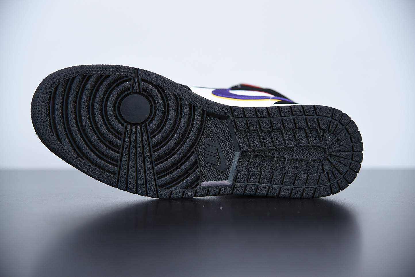 Jordan 1 Mid Lakers Top 3 852542-005