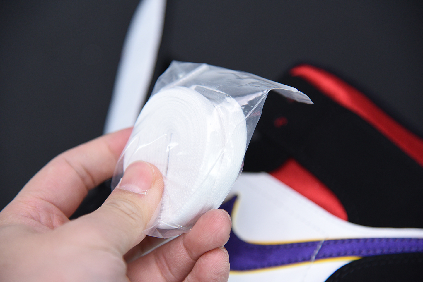 Jordan 1 Mid Lakers Top 3 852542-005