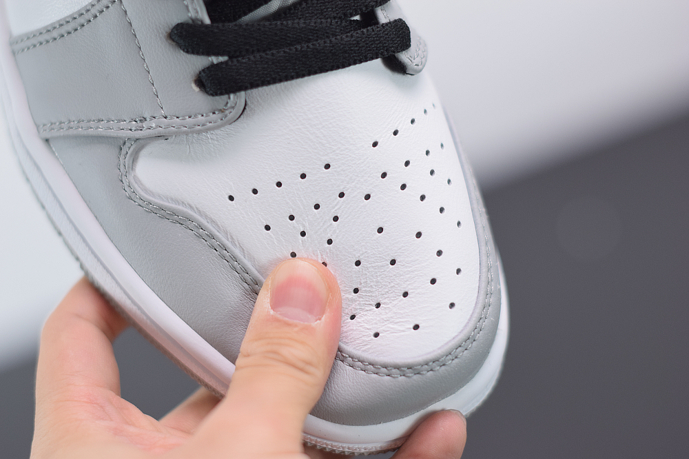 Jordan 1 Mid Light Smoke Grey  554724-092