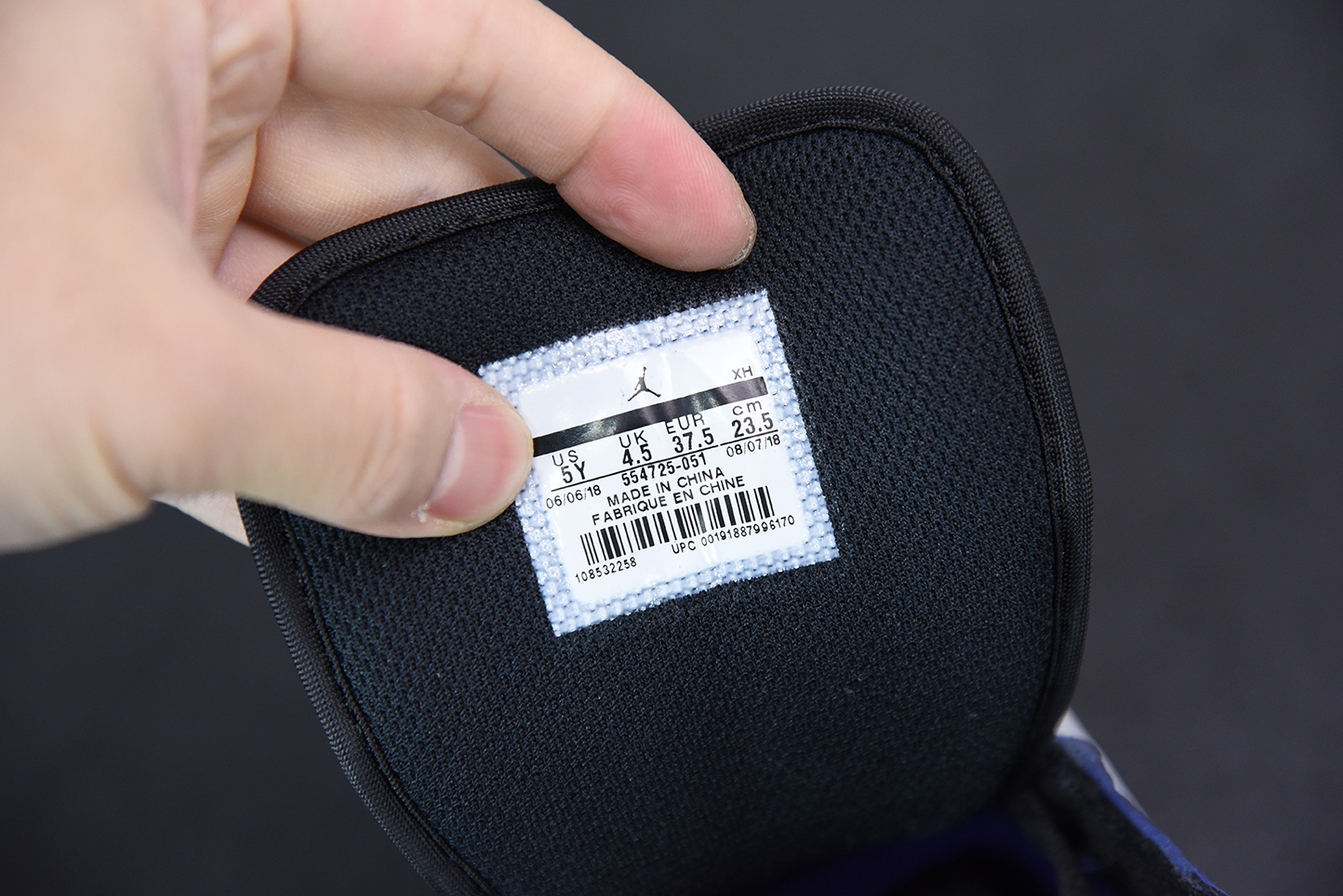 Jordan 1 Mid Black Dark Concord (GS) 554725-051