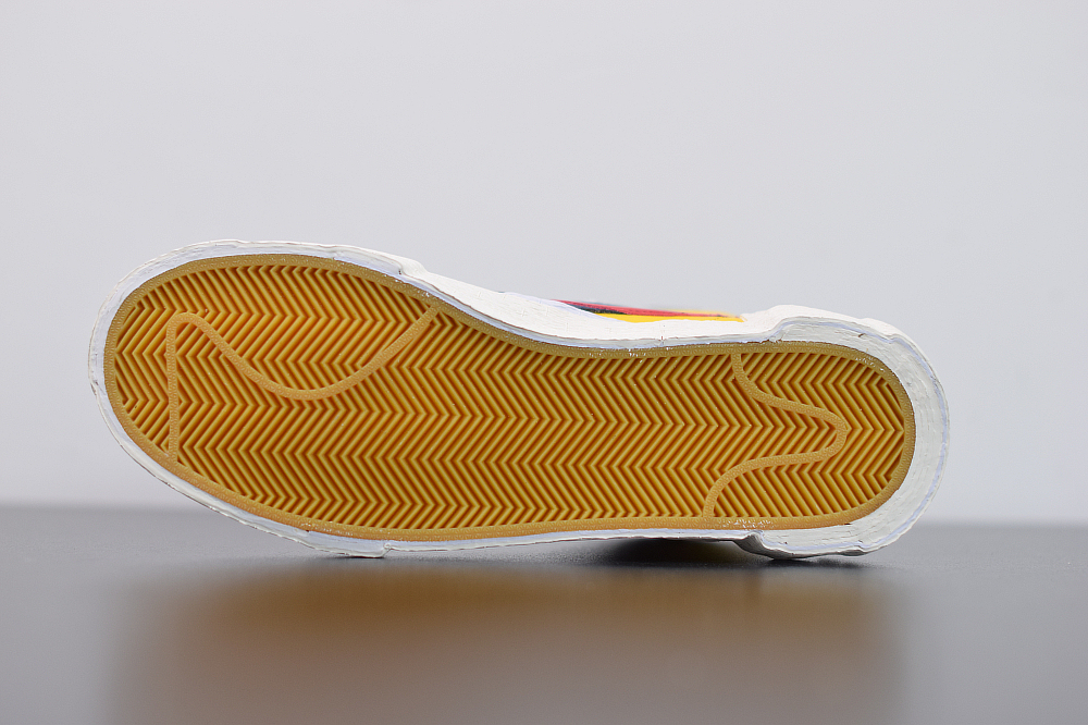Nike Blazer Mid sacai Snow Beach BV0072-700