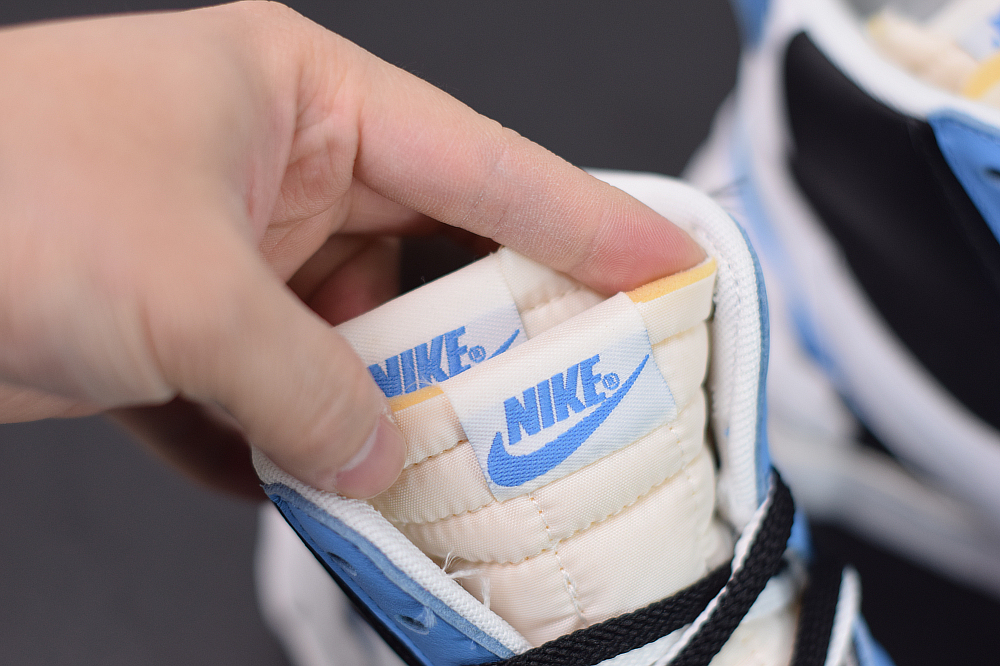 Nike Blazer Mid sacai White Black Legend Blue BV0072-001