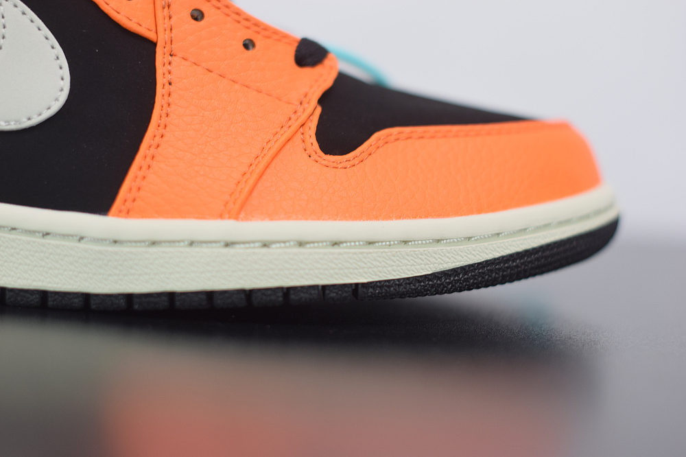Jordan 1 Mid Black Cone 554724-062