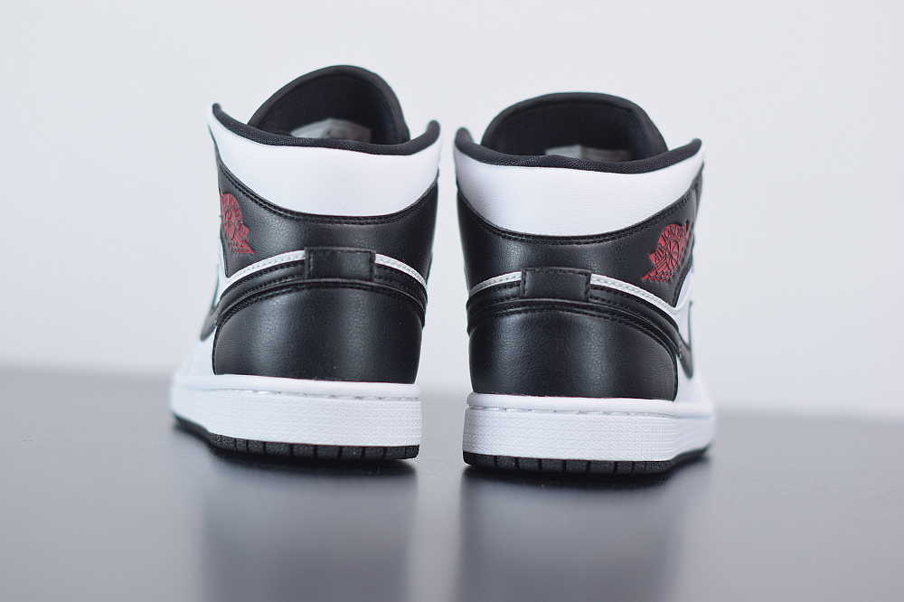 Jordan 1 Mid Reverse Black Toe (W) BQ6472-101