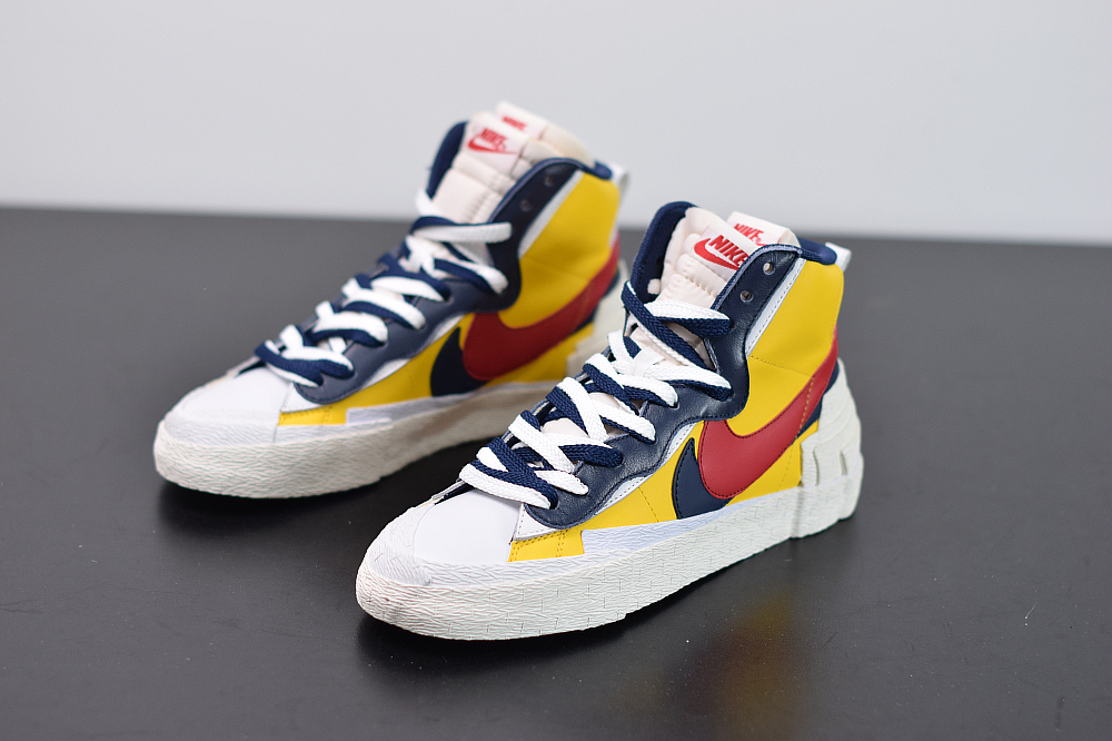 Nike Blazer Mid sacai Snow Beach BV0072-700