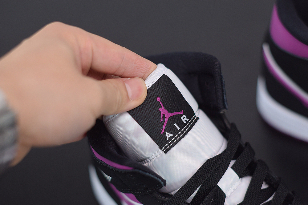 Jordan 1 Mid Magenta (W) BQ6472-005