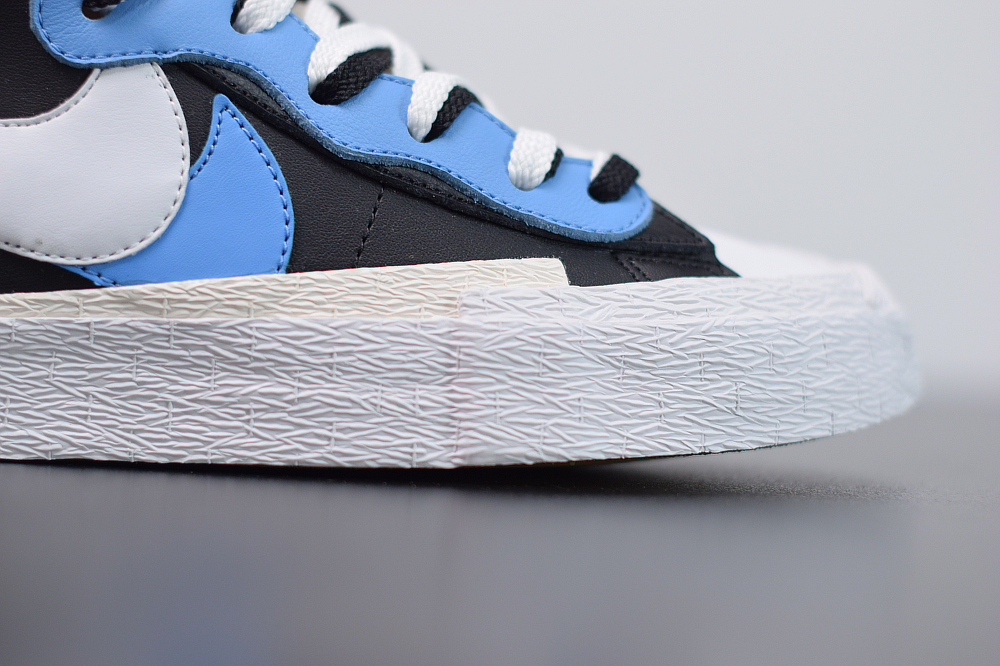 Nike Blazer Mid sacai White Black Legend Blue BV0072-001