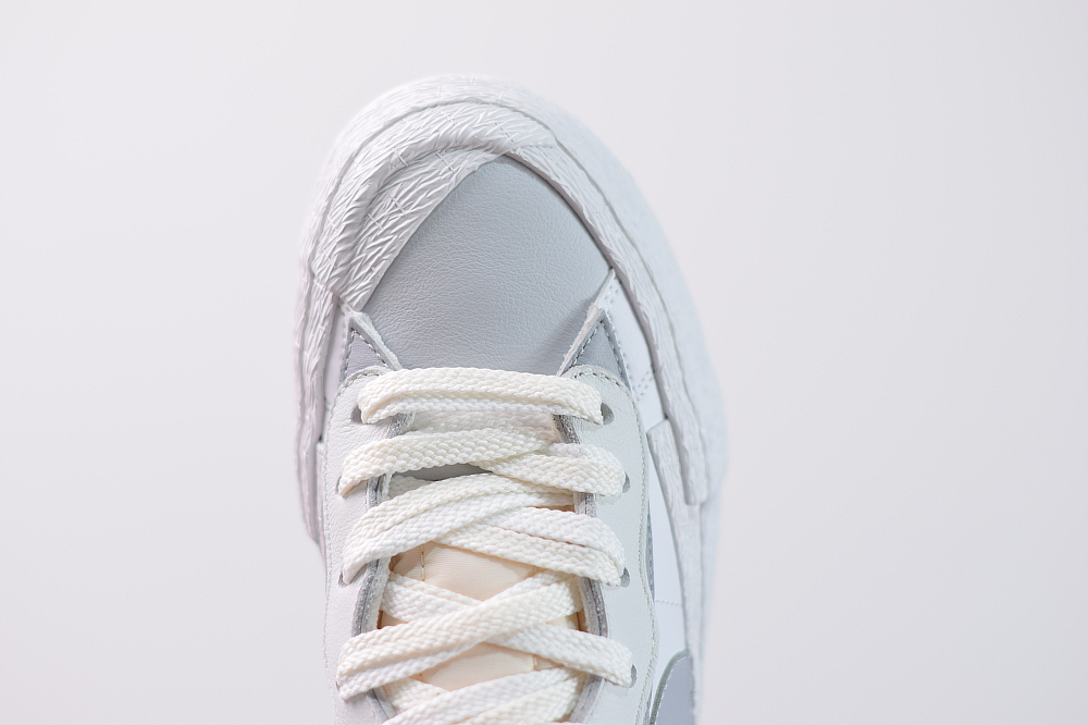 Nike Blazer Mid sacai White Grey BV0072-100