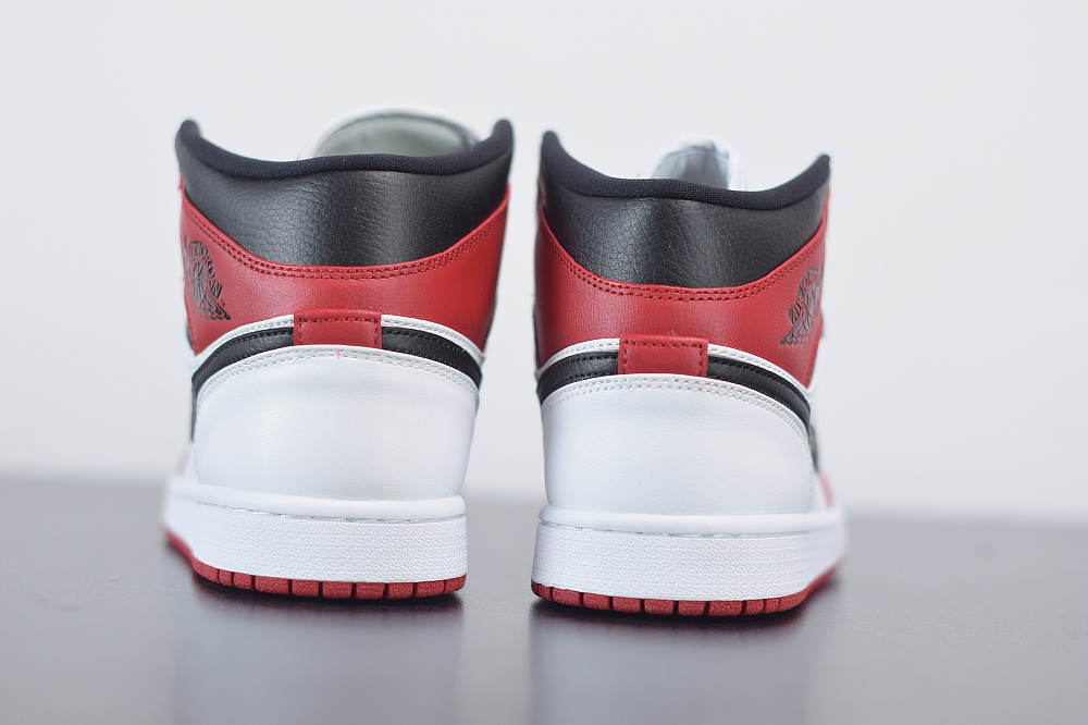 Jordan 1 Mid Chicago (2020) 554724-173