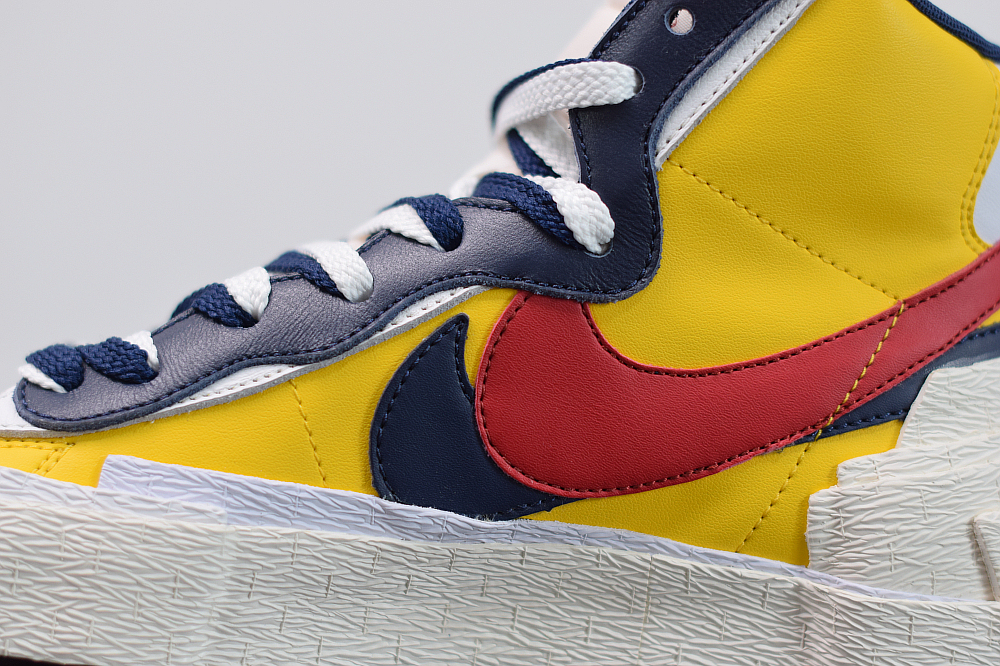 Nike Blazer Mid sacai Snow Beach BV0072-700