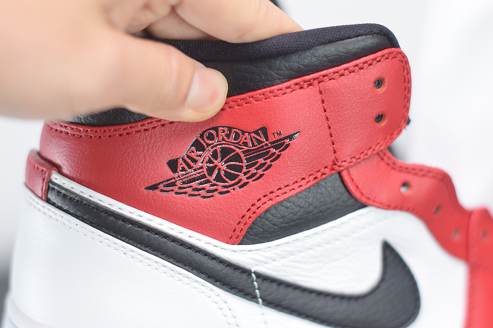 Jordan 1 Mid Chicago (2020) 554724-173