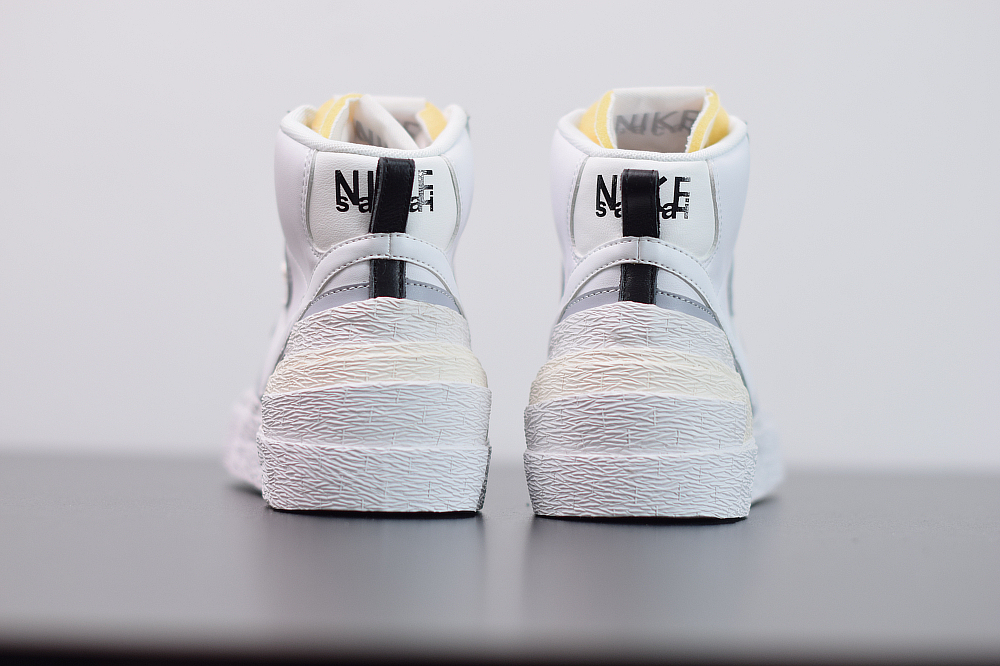 Nike Blazer Mid sacai White Grey BV0072-100
