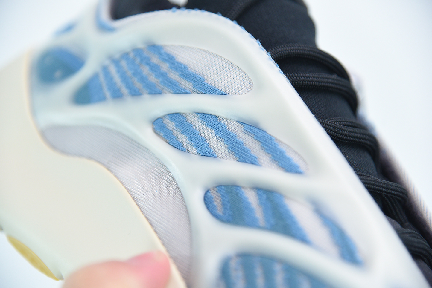 adidas Yeezy 700 V3 Kyanite GY0260