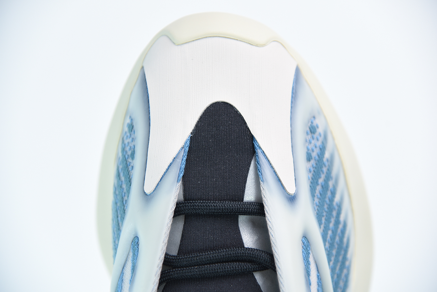 adidas Yeezy 700 V3 Kyanite GY0260