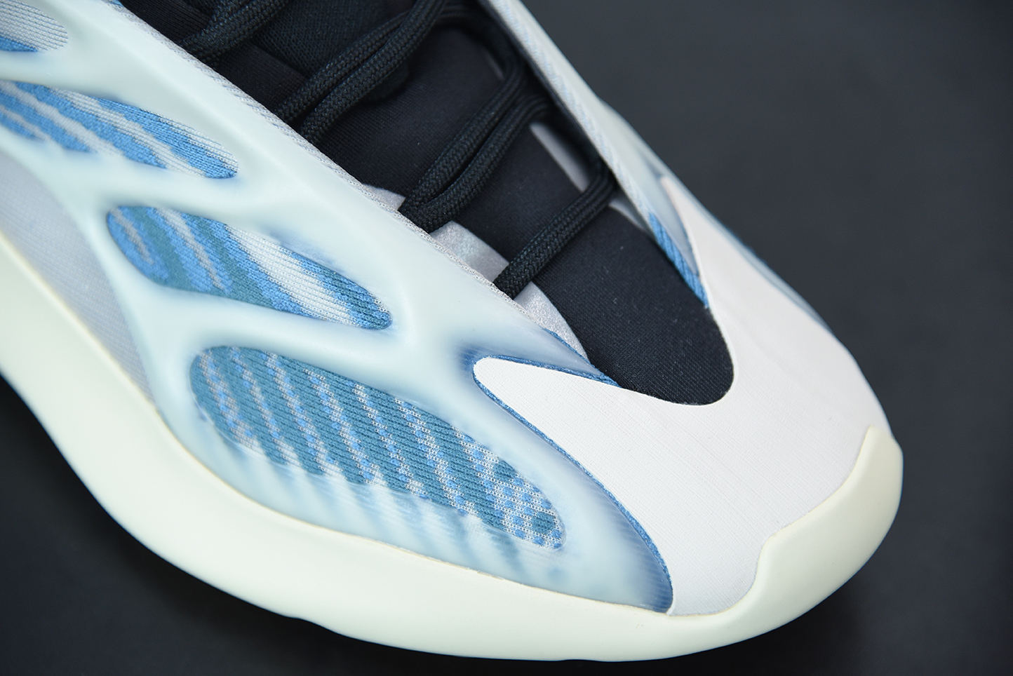 adidas Yeezy 700 V3 Kyanite GY0260