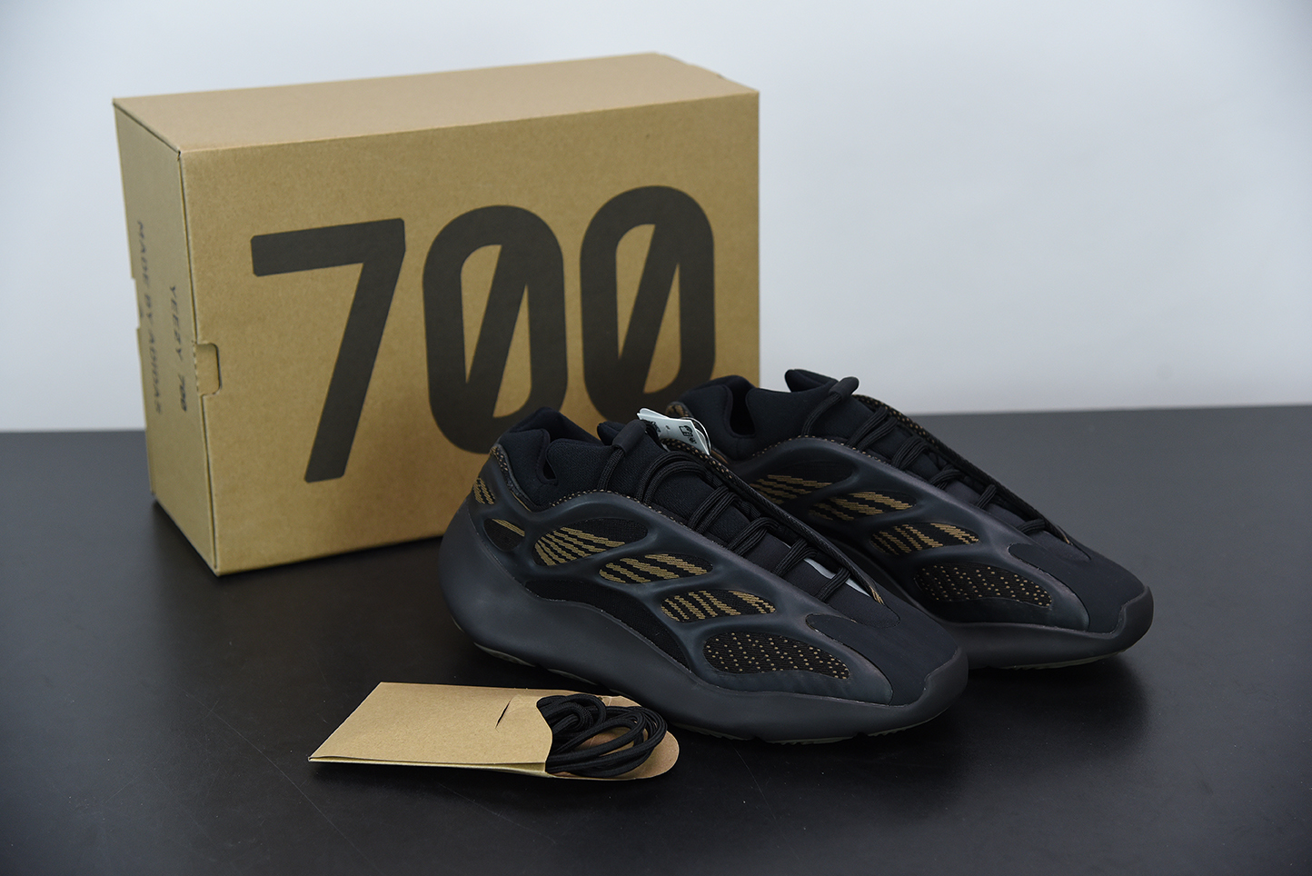 adidas Yeezy 700 V3 Clay Brown GY0189