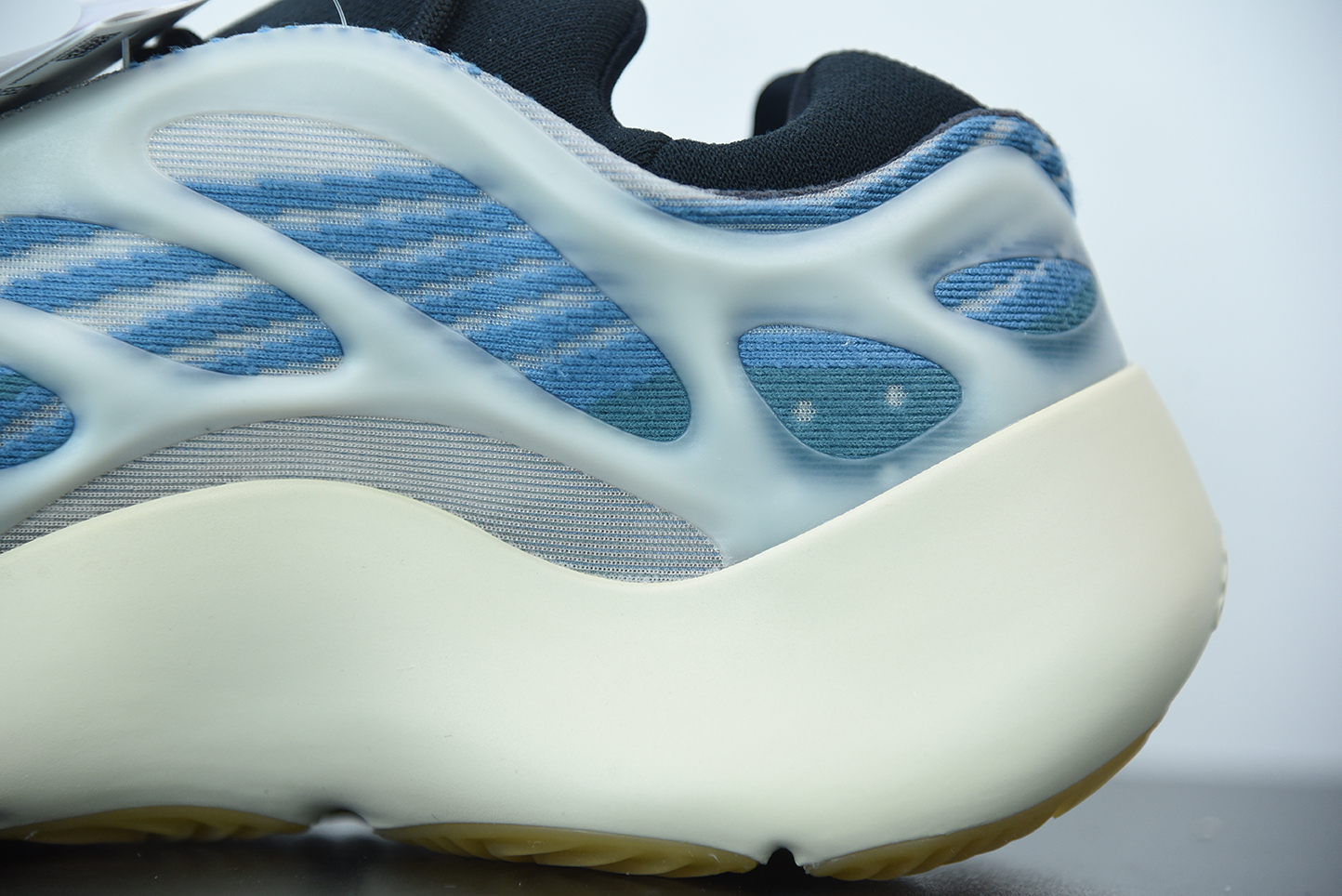 adidas Yeezy 700 V3 Kyanite GY0260