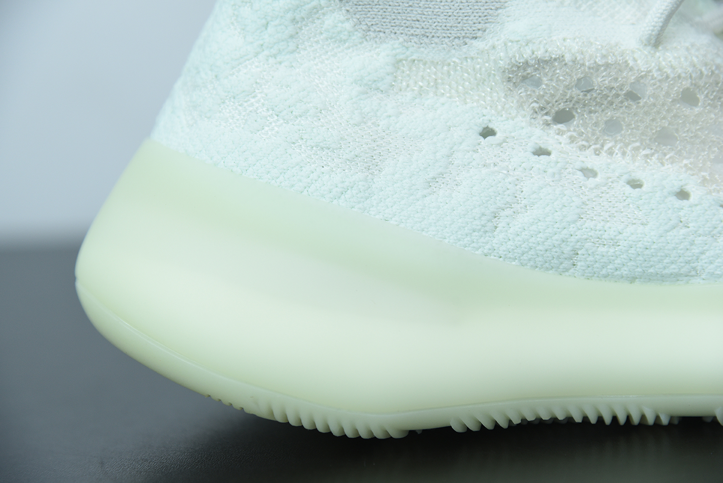 adidas Yeezy Boost 380 Calcite Glow GZ8668