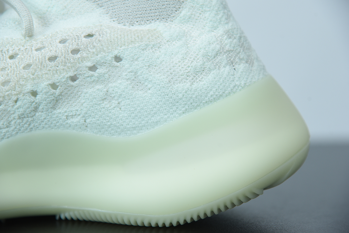 adidas Yeezy Boost 380 Calcite Glow GZ8668