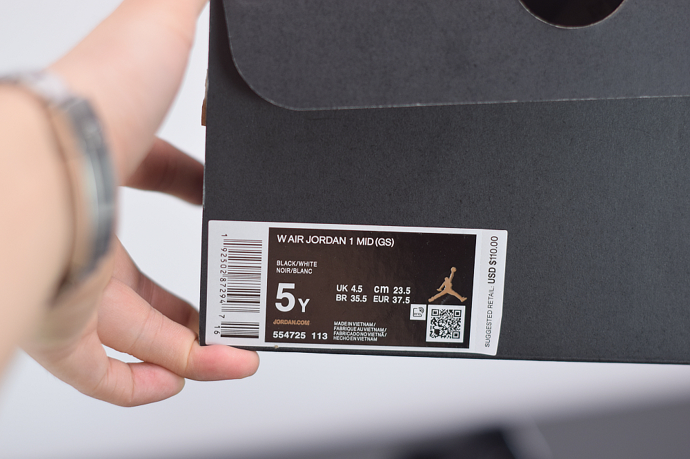 Jordan 1 Mid White Black (GS) 554725-113