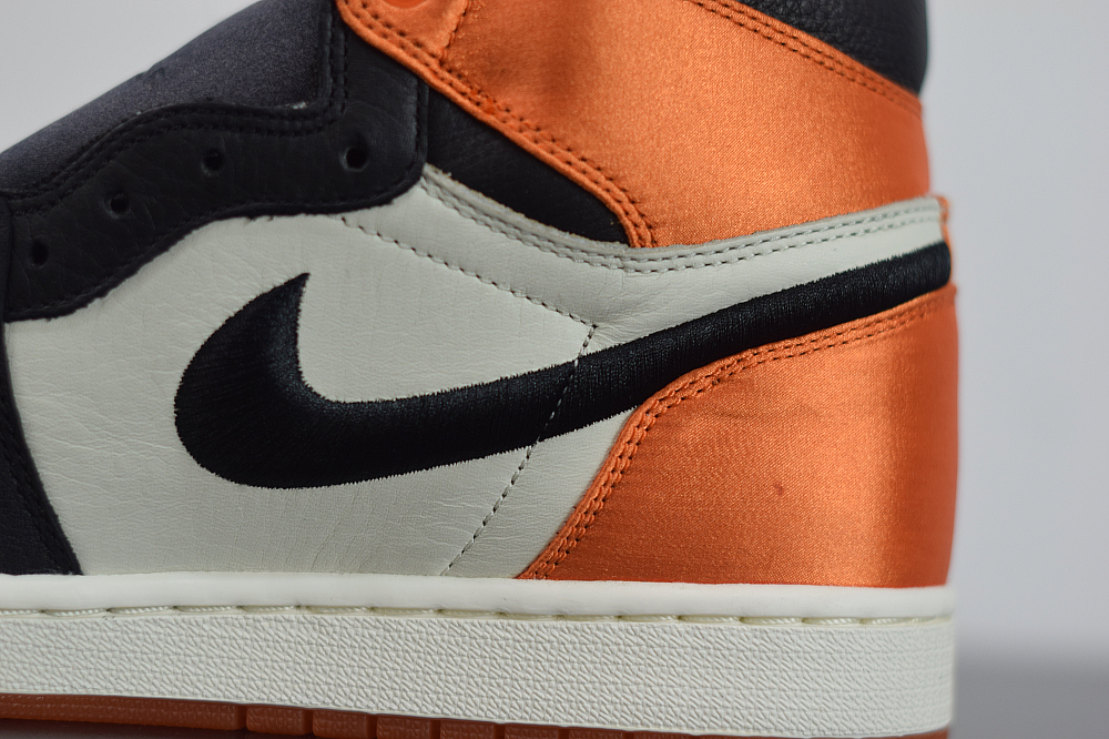 Jordan 1 Retro High Satin Shattered Backboard (W) AV3725-010