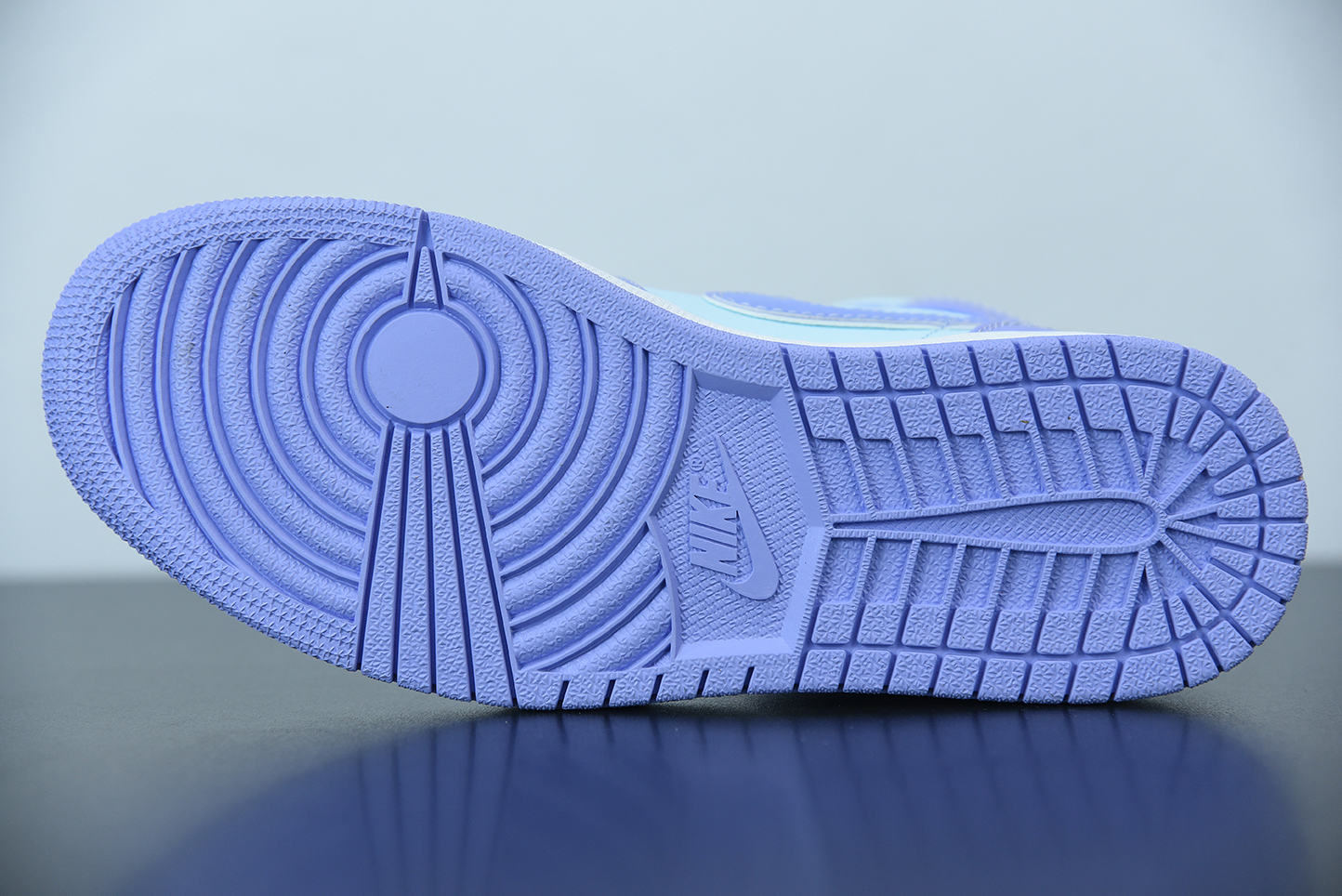 Jordan 1 Mid Purple Aqua (GS)  554725-500