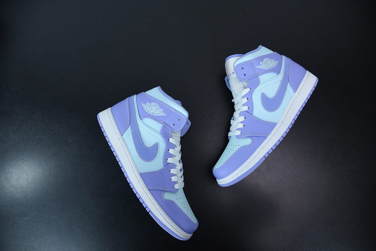 Jordan 1 Mid Purple Aqua (GS)  554725-500
