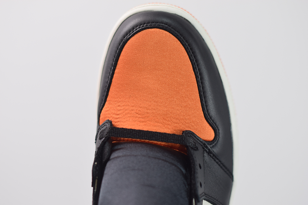 Jordan 1 Retro High Satin Shattered Backboard (W) AV3725-010