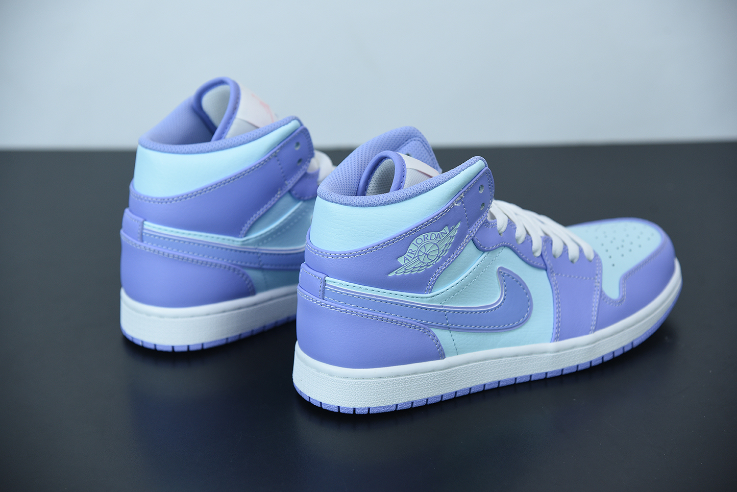 Jordan 1 Mid Purple Aqua (GS)  554725-500