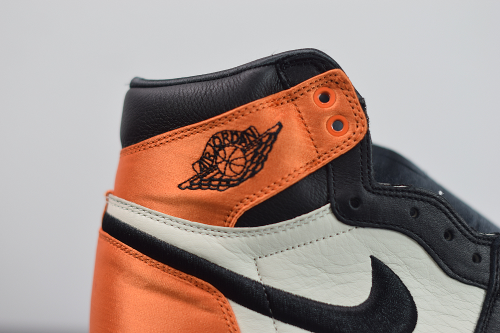 Jordan 1 Retro High Satin Shattered Backboard (W) AV3725-010