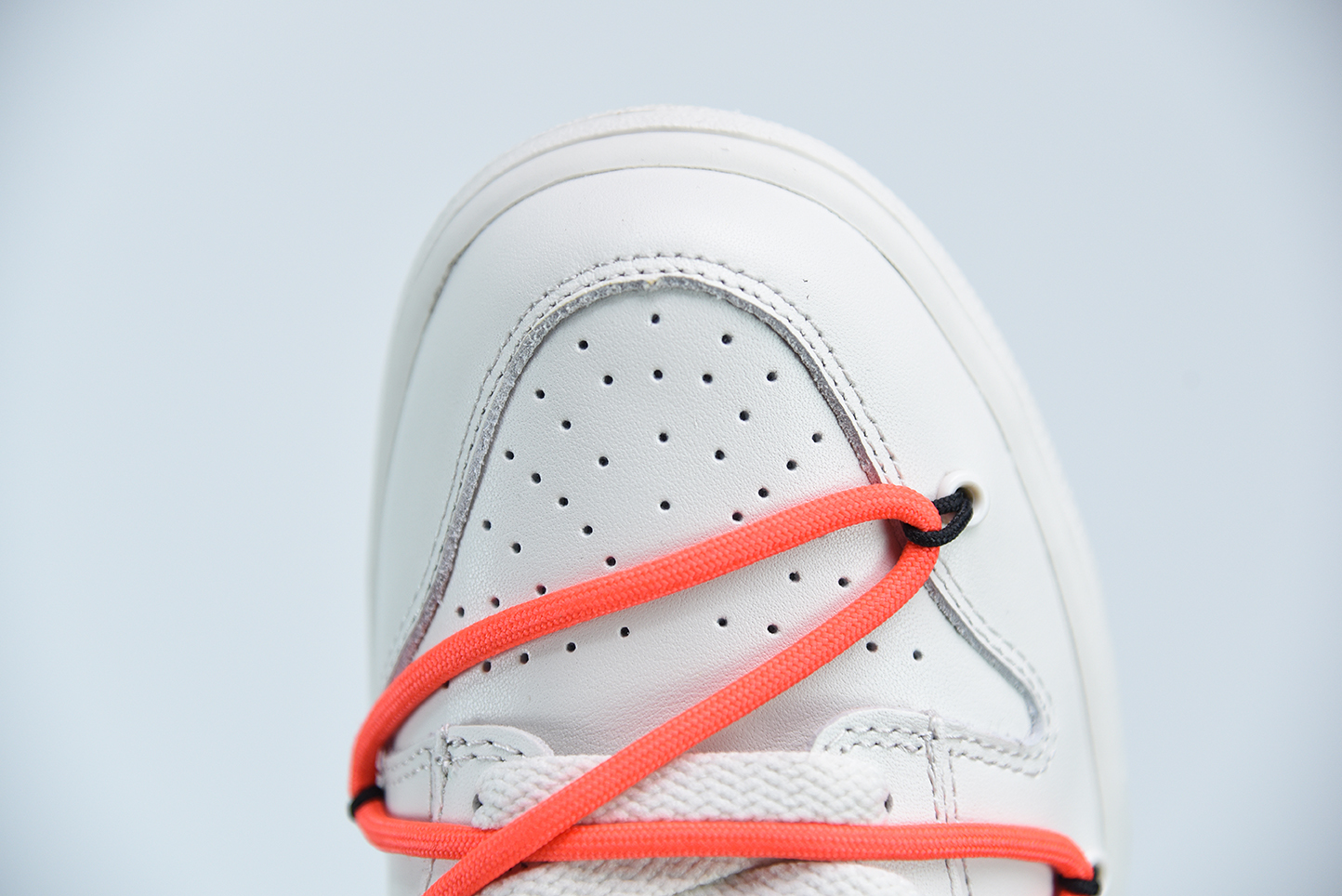 NIKE DUNK LOW x Off-White CT0856-900