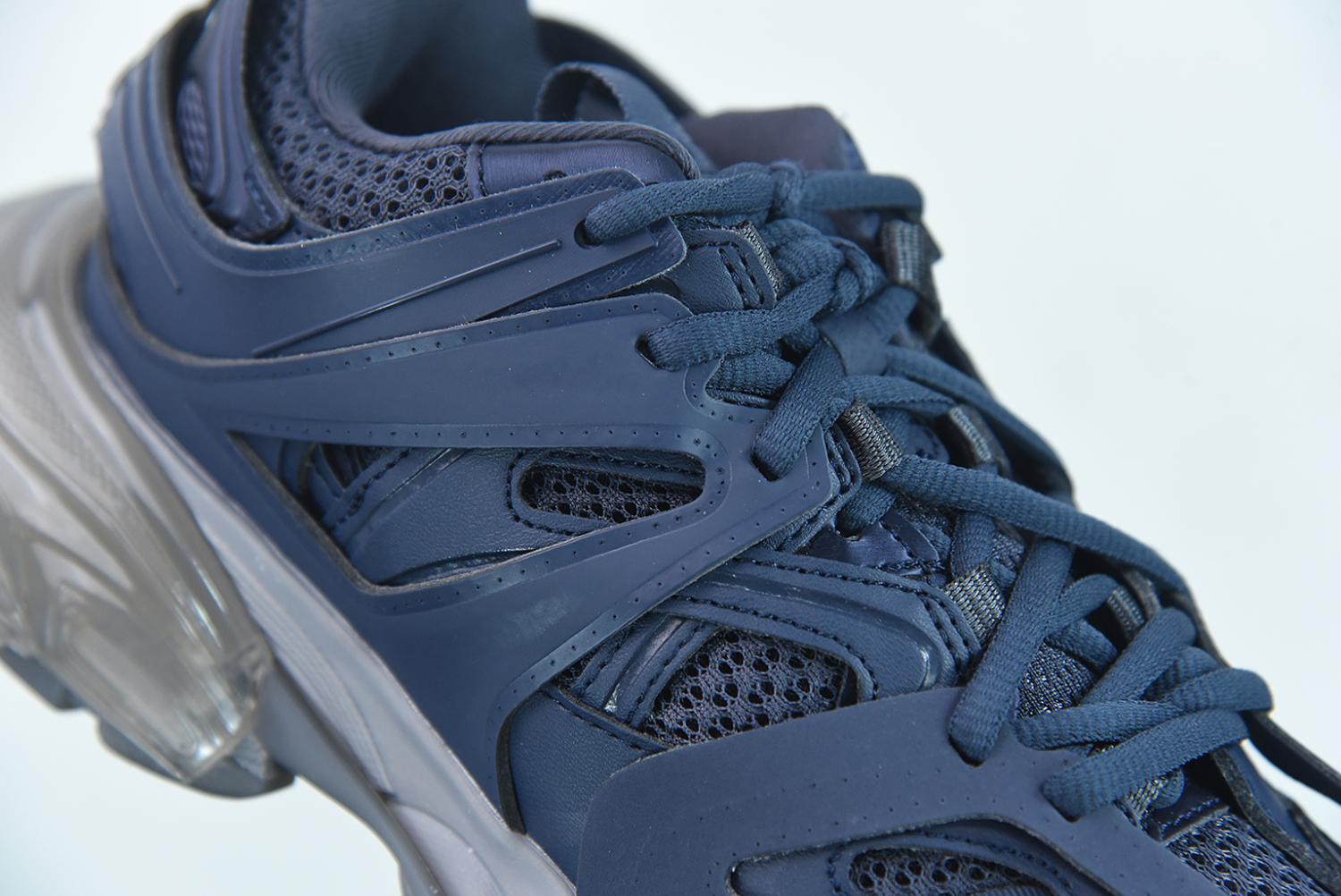 Bal**ci*ga Track Sneaker 647741-W3BC5-0209