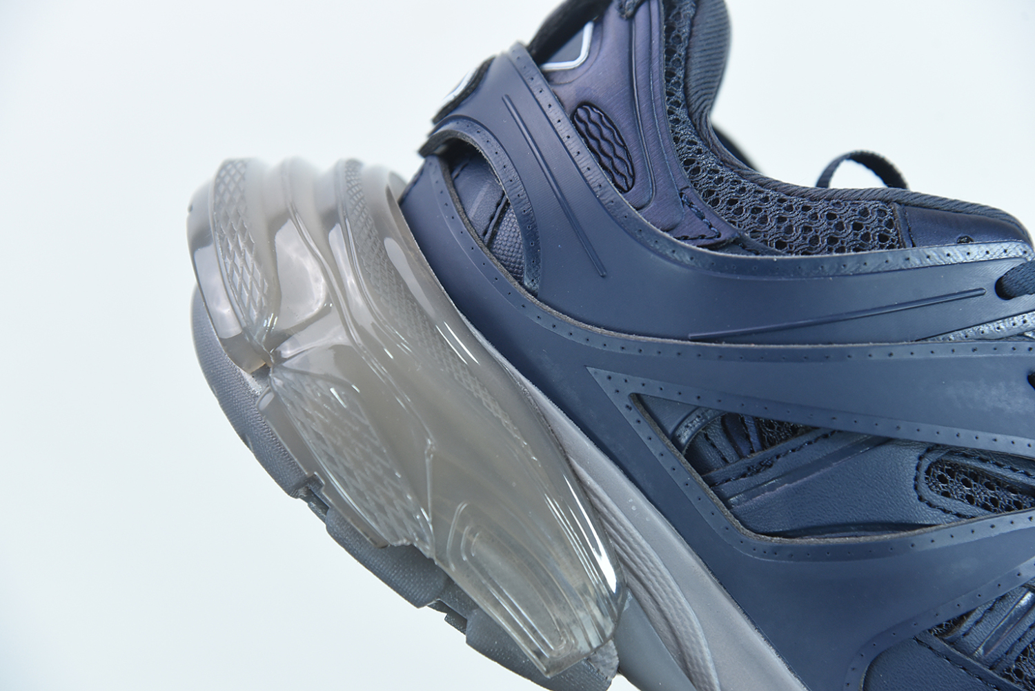 Bal**ci*ga Track Sneaker 647741-W3BC5-0209
