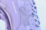 Triple S' lace-up sneakers Bal**ciaga- Vitkac W2GA15890
