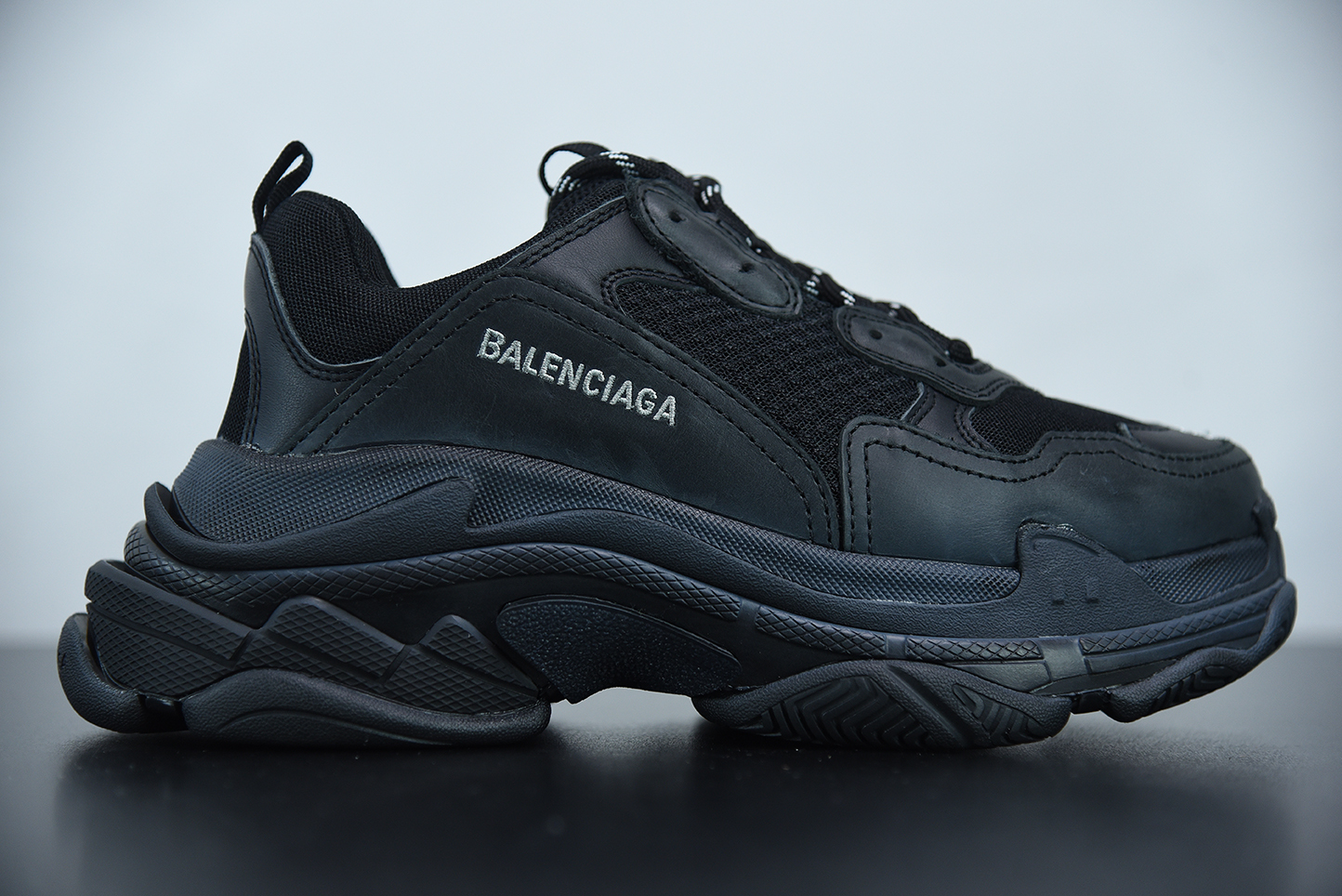 Bal**ciaga Triple S Sneakers Dadshoe black  ECBA700336A