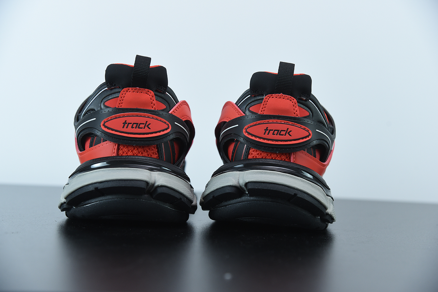 Bal**ci*ga Track Sneaker RedBlackGray 542023-W1GB8-5201