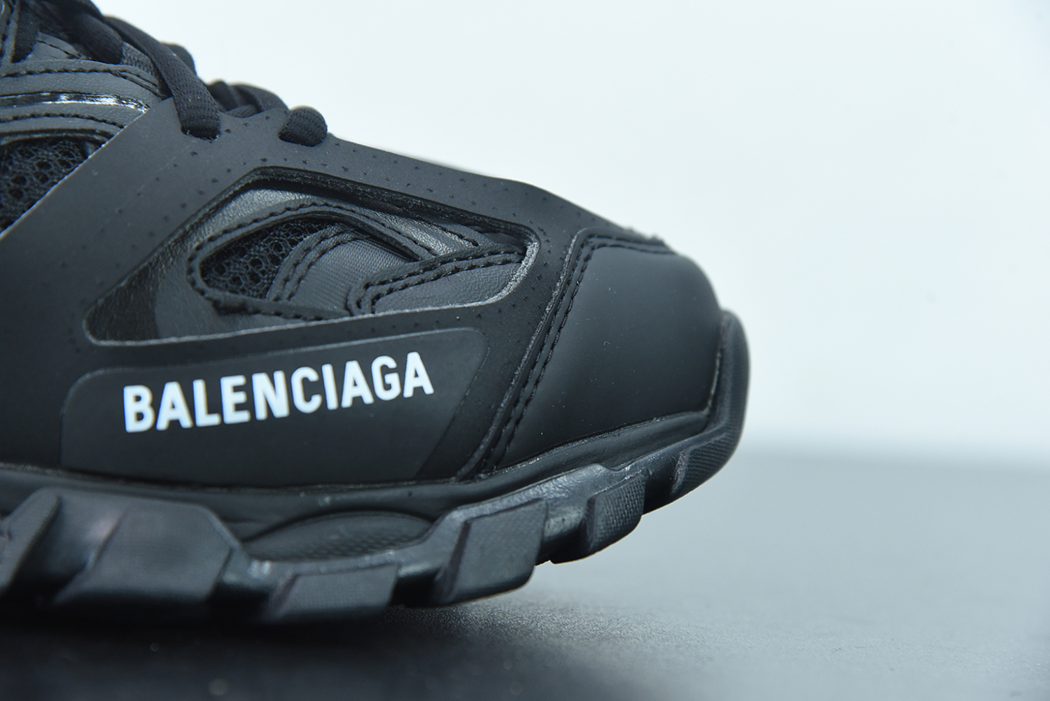 Bal**ci*ga Track Sneaker 