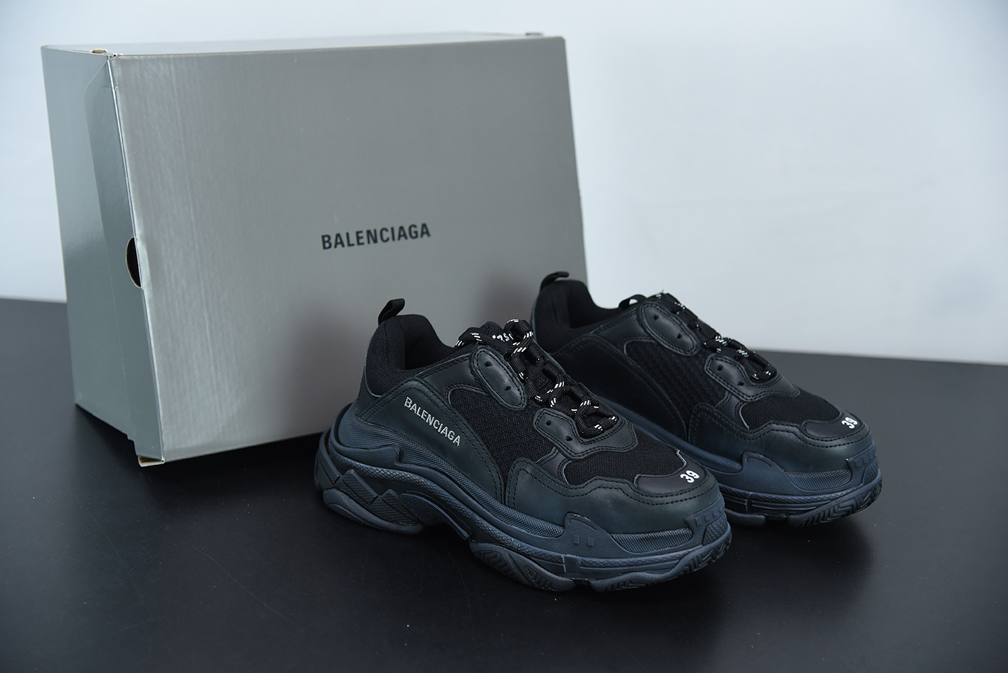 Bal**ciaga Triple S Sneakers Dadshoe black  ECBA700336A