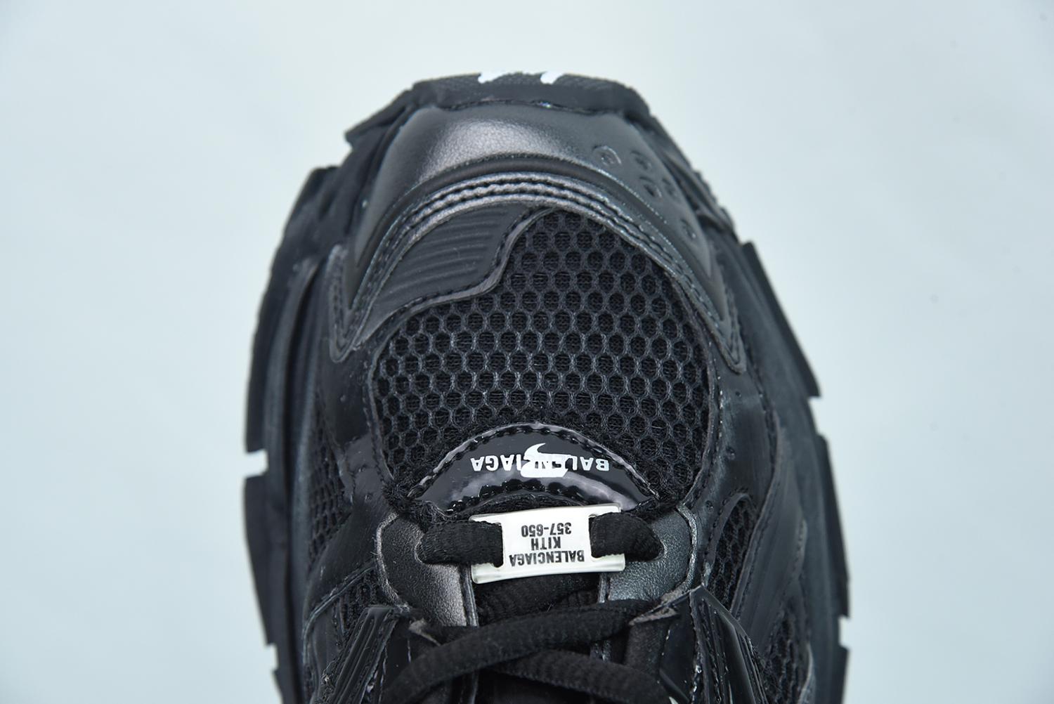 Bal**ciaga Runner White gray red  black  (W)  677402-W3RA9-1000