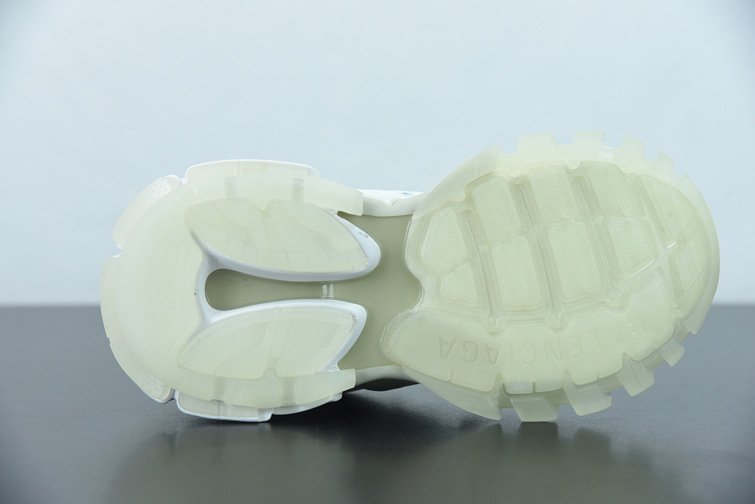 Bal**ci*ga Track Led Trainers 3.0 Light Grey White ECBA8008038