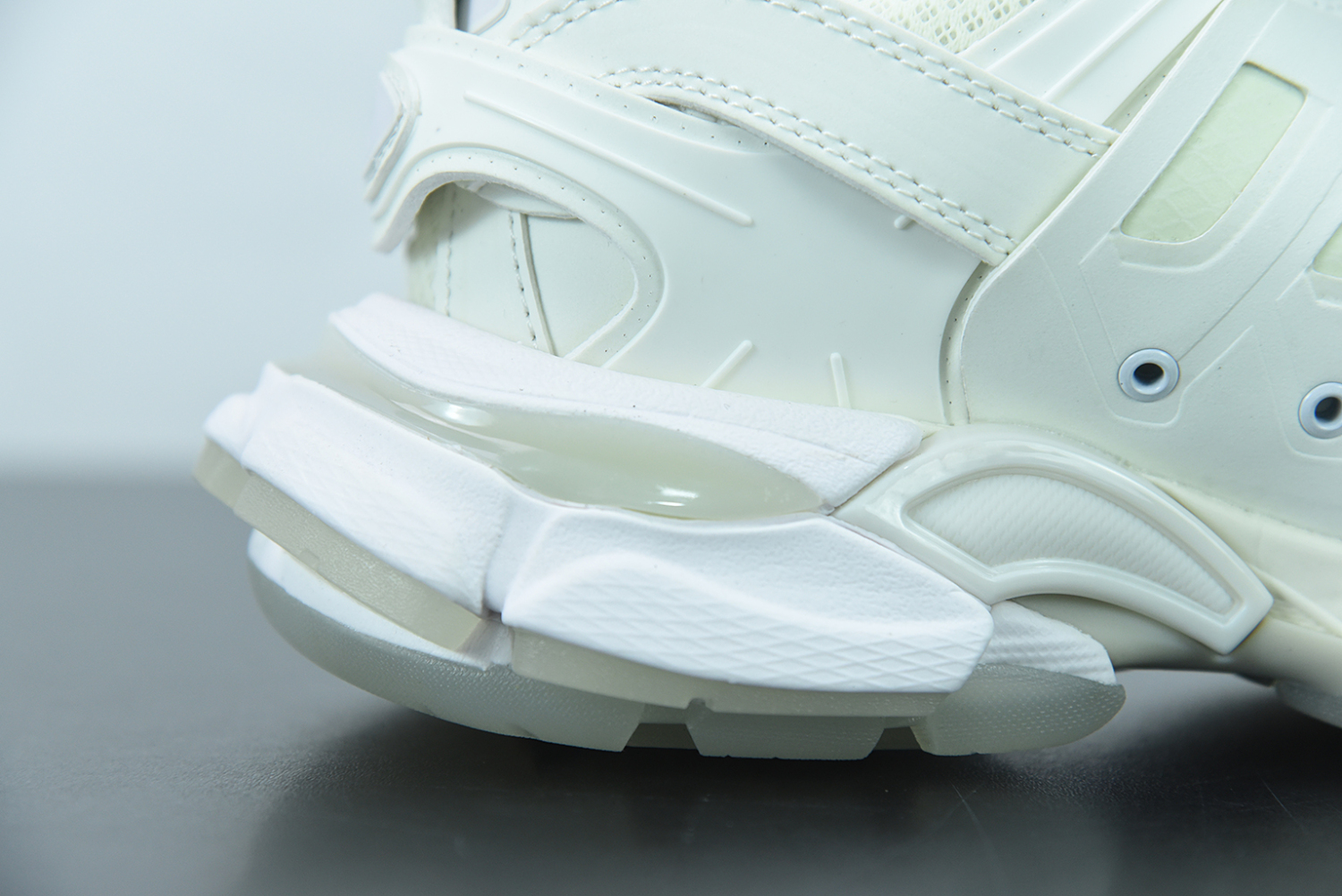 Bal**ci*ga Track Led Trainers 3.0 Light Grey White ECBA8008038