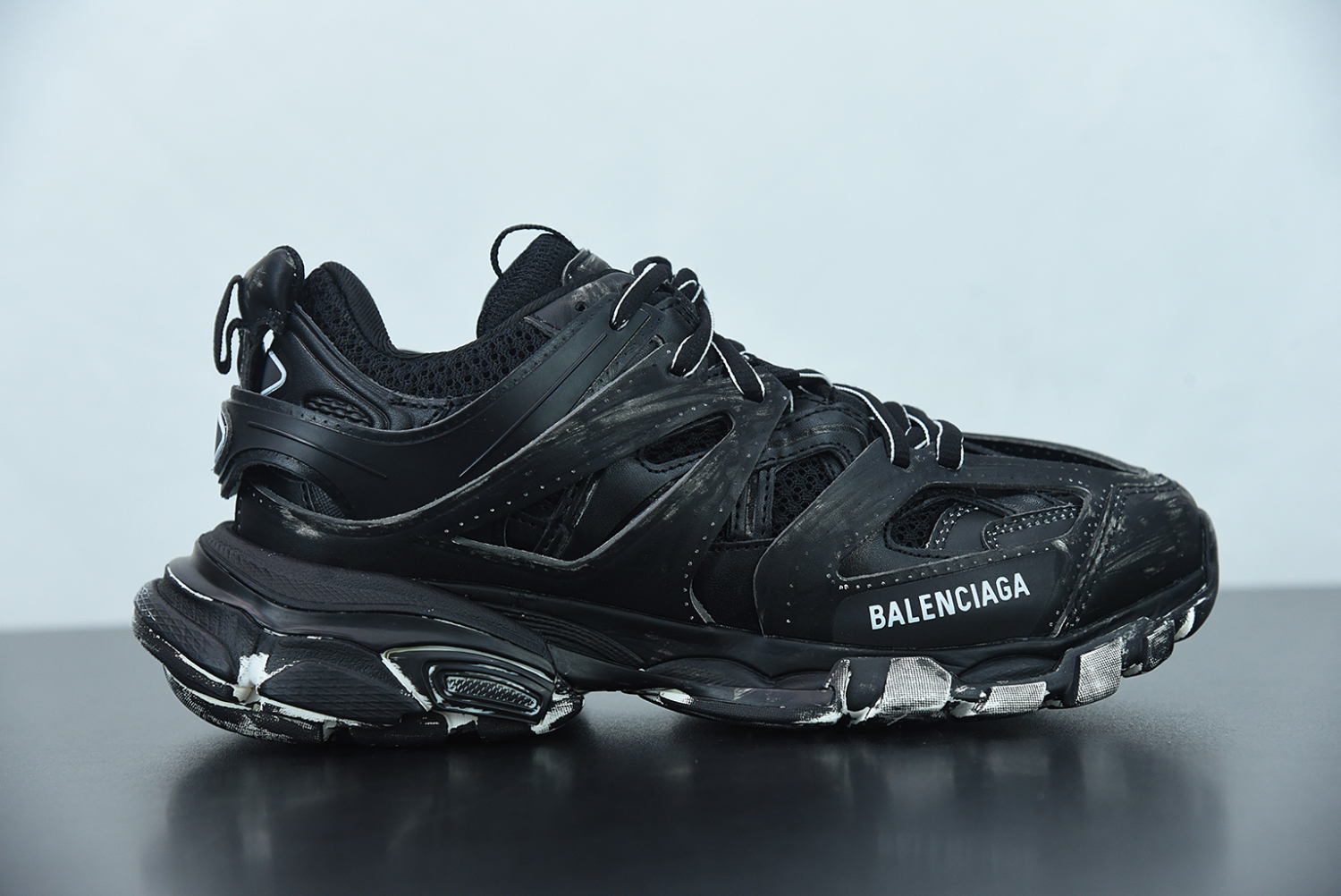 Bal**ci*ga Track Sneaker 542436-W3CN2-10000
